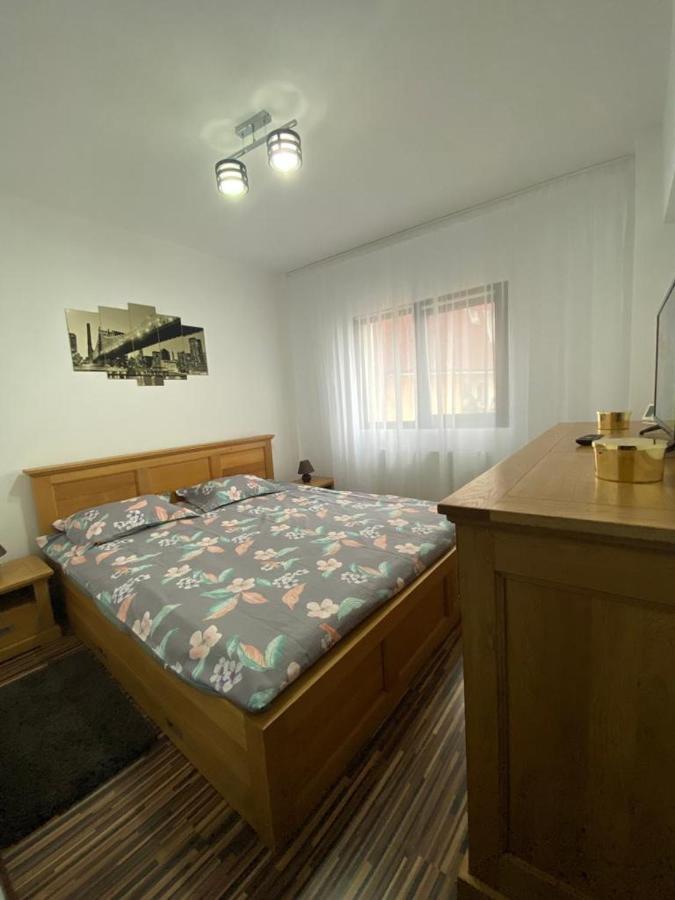 Apartament Exclusive Targu Ocna Esterno foto